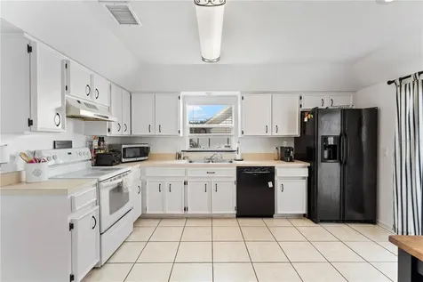 9758 Fox Hollow Road Tampa FL 33647