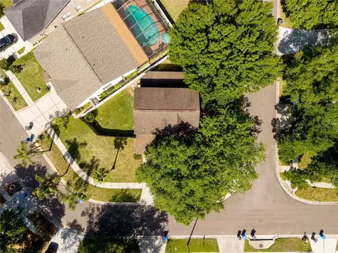 9758 Fox Hollow Road Tampa FL 33647