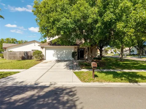 9758 Fox Hollow Road Tampa FL 33647