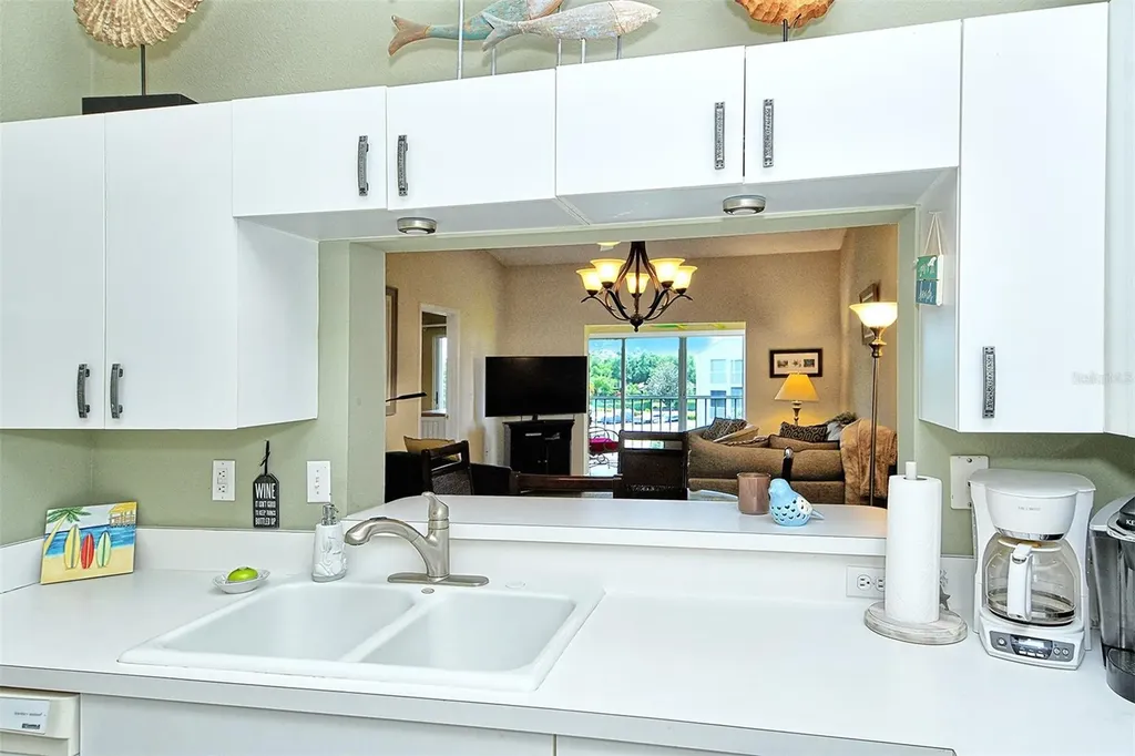 9610 Club South Circle Sarasota FL 34238