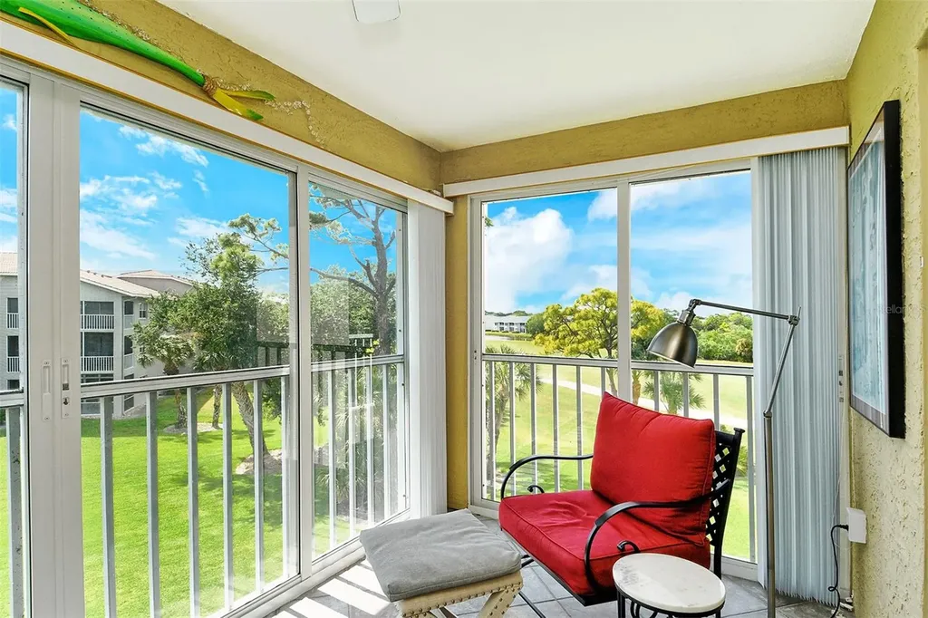 9610 Club South Circle Sarasota FL 34238