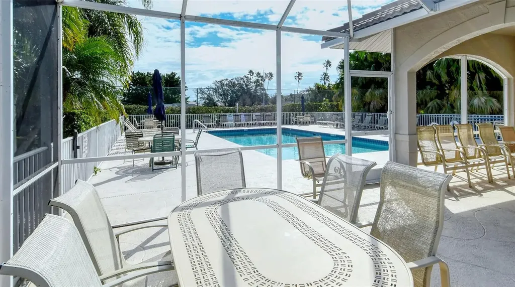 9610 Club South Circle Sarasota FL 34238