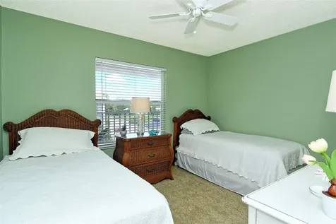 9610 Club South Circle Sarasota FL 34238