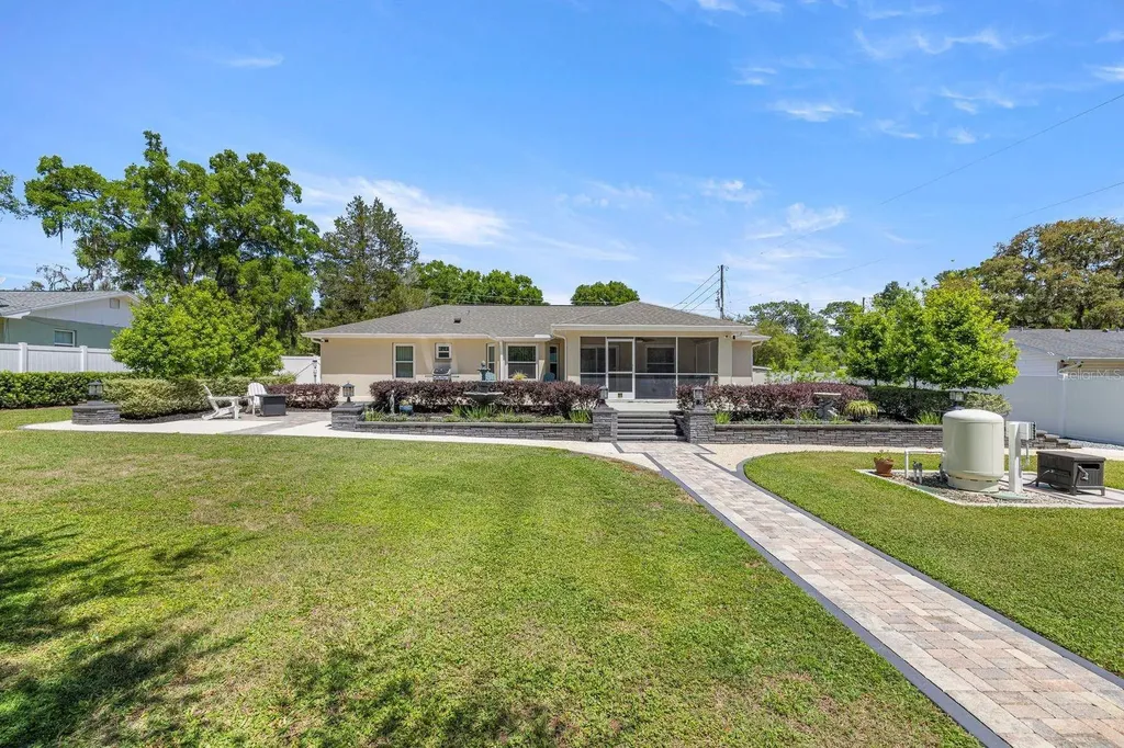 20430 SW 80th Place Road Dunnellon FL 34431