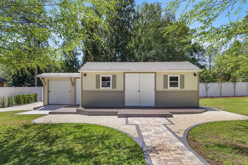 20430 SW 80th Place Road Dunnellon FL 34431