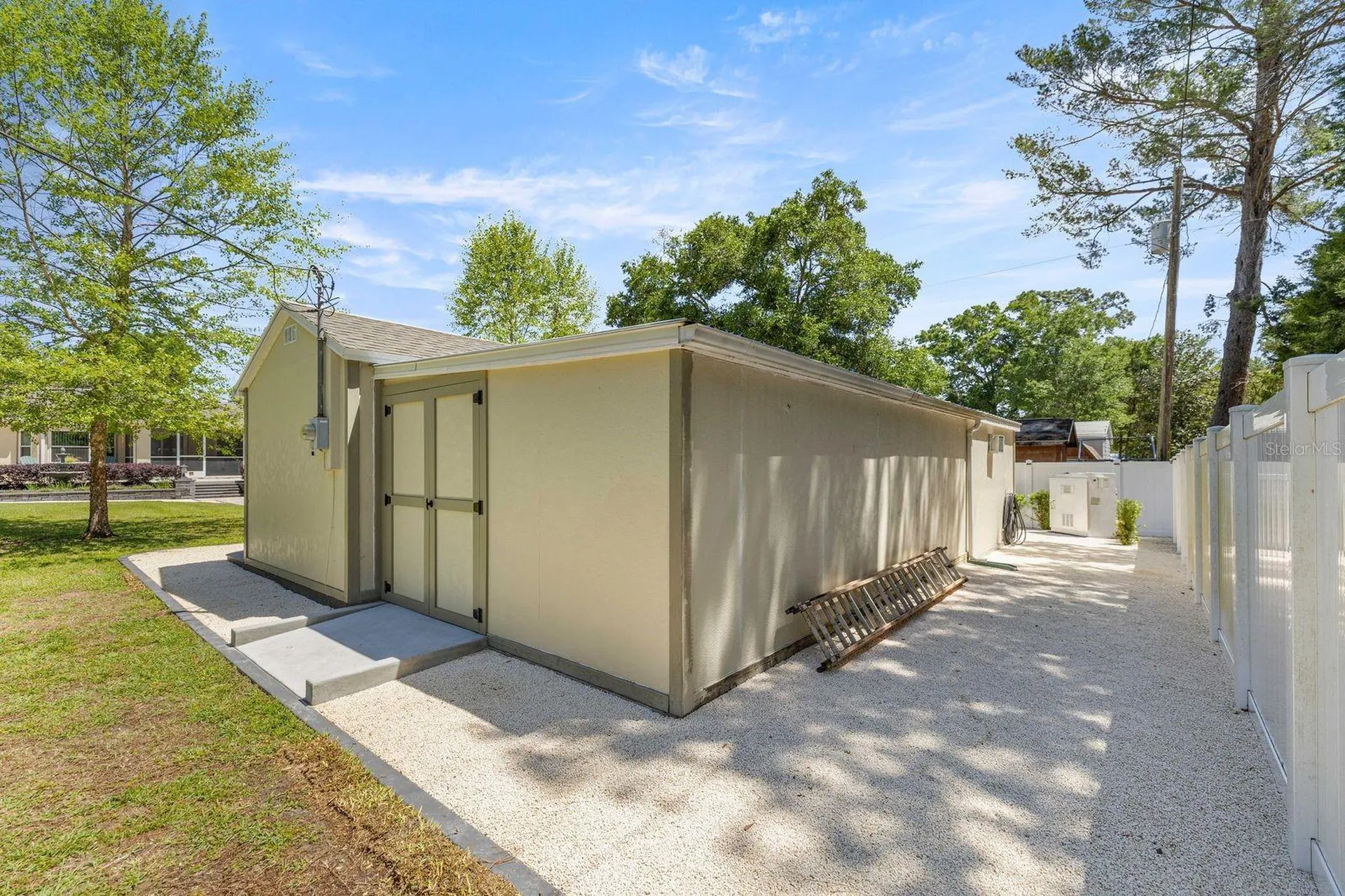 20430 SW 80th Place Road Dunnellon FL 34431
