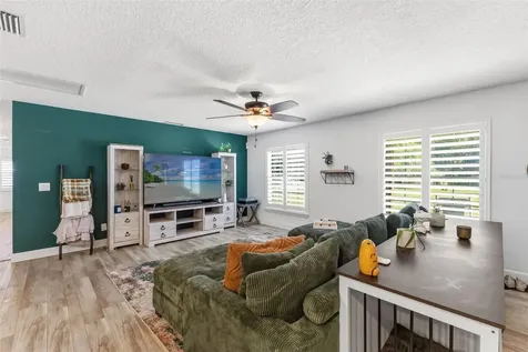 5502 Bruton Road Plant City FL 33565