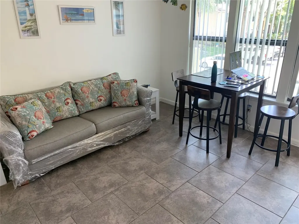4049 Crockers Lake Boulevard Sarasota FL 34238