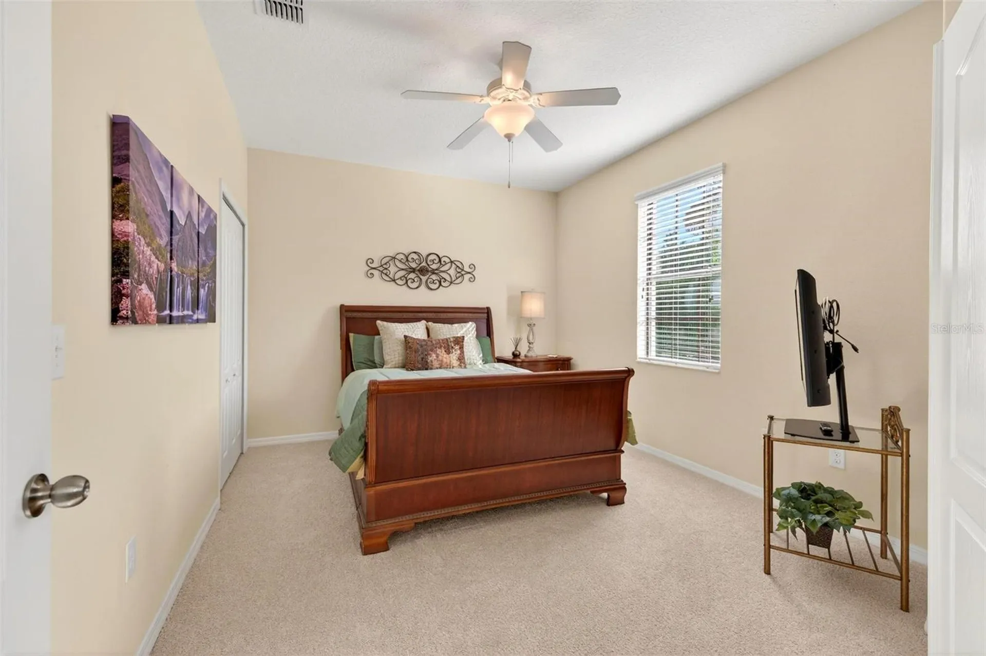 1261 Long Cove Loop Davenport FL 33896