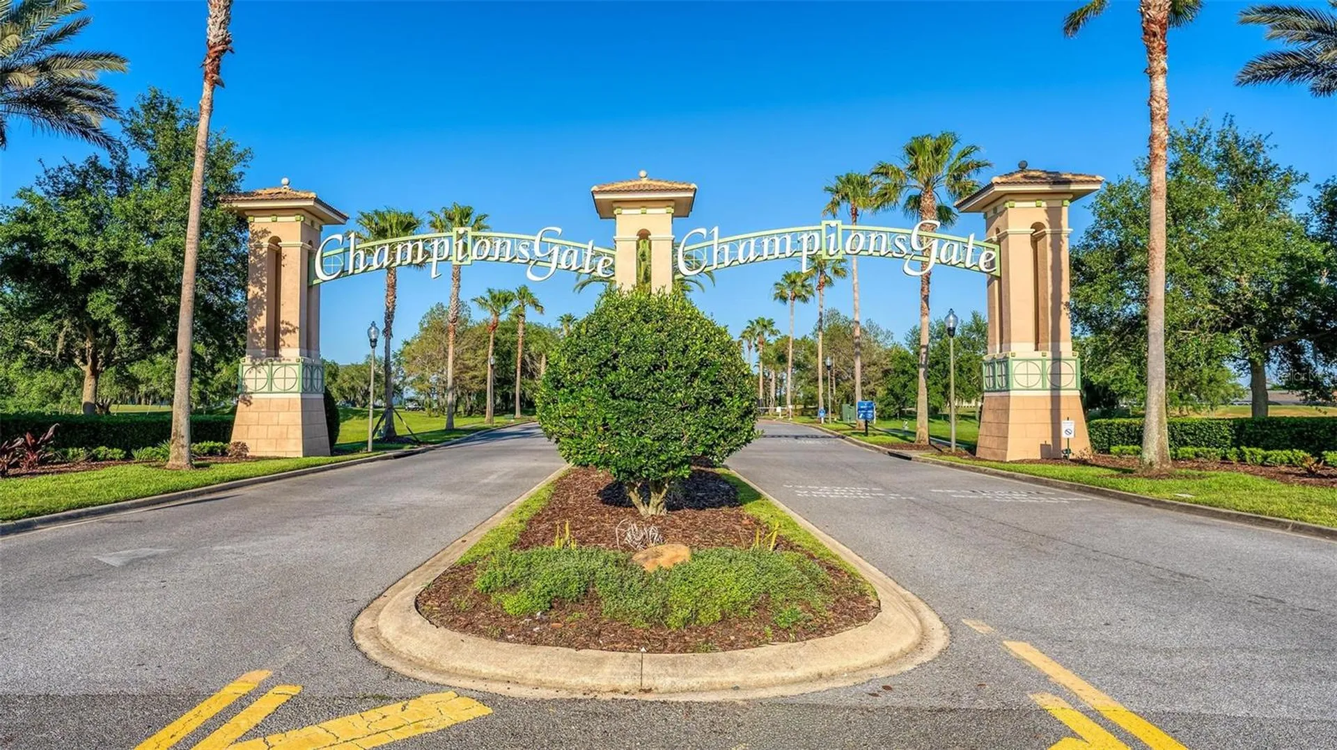 1261 Long Cove Loop Davenport FL 33896