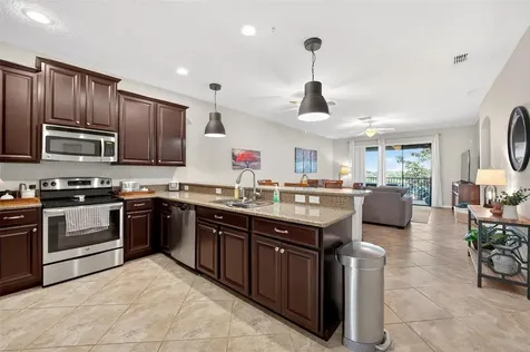 1261 Long Cove Loop Davenport FL 33896