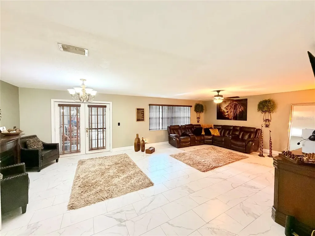 1880 Oak Forest Drive E Clearwater FL 33759