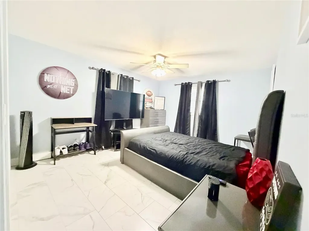 1880 Oak Forest Drive E Clearwater FL 33759