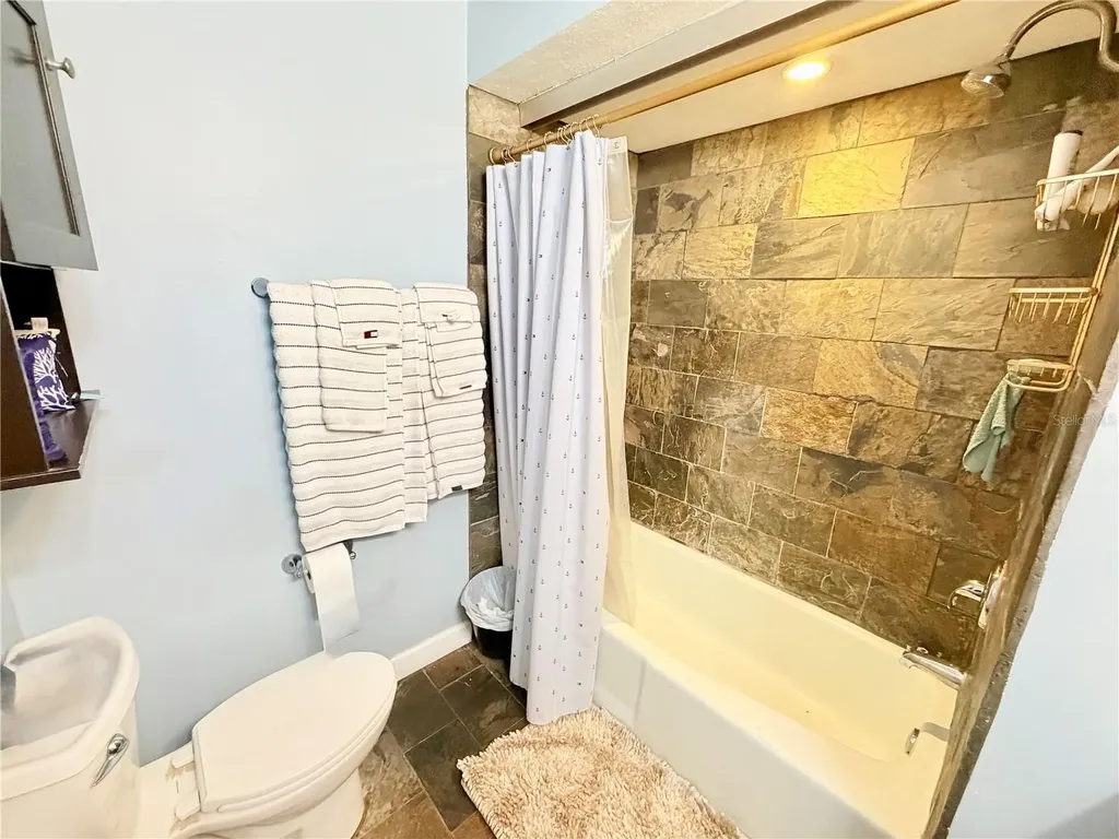 1880 Oak Forest Drive E Clearwater FL 33759