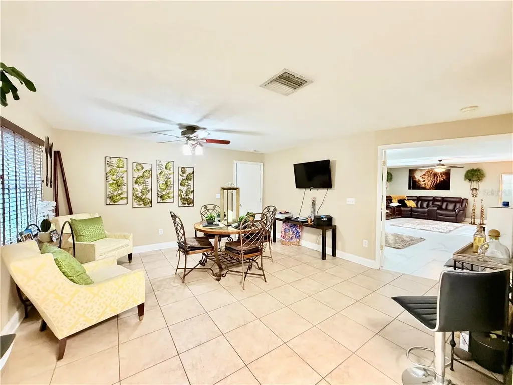 1880 Oak Forest Drive E Clearwater FL 33759