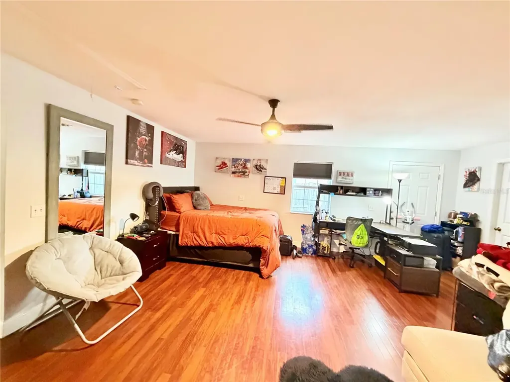 1880 Oak Forest Drive E Clearwater FL 33759