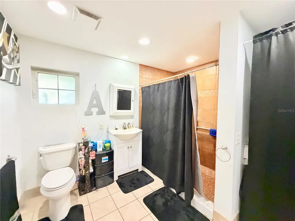 1880 Oak Forest Drive E Clearwater FL 33759