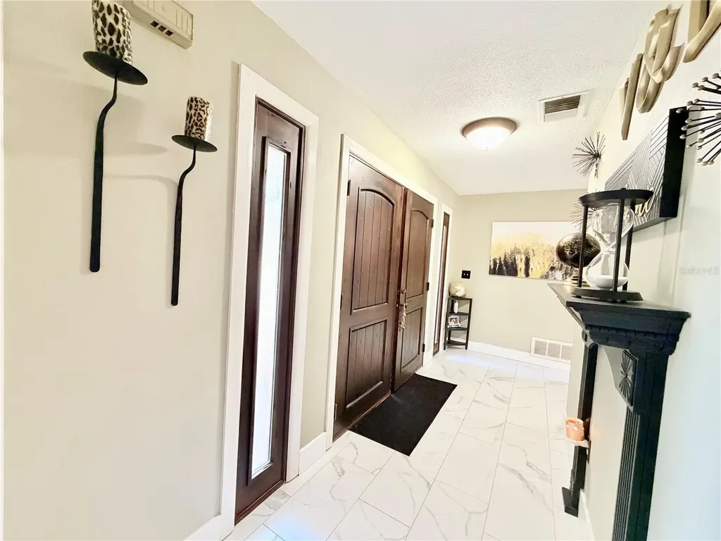 1880 Oak Forest Drive E Clearwater FL 33759