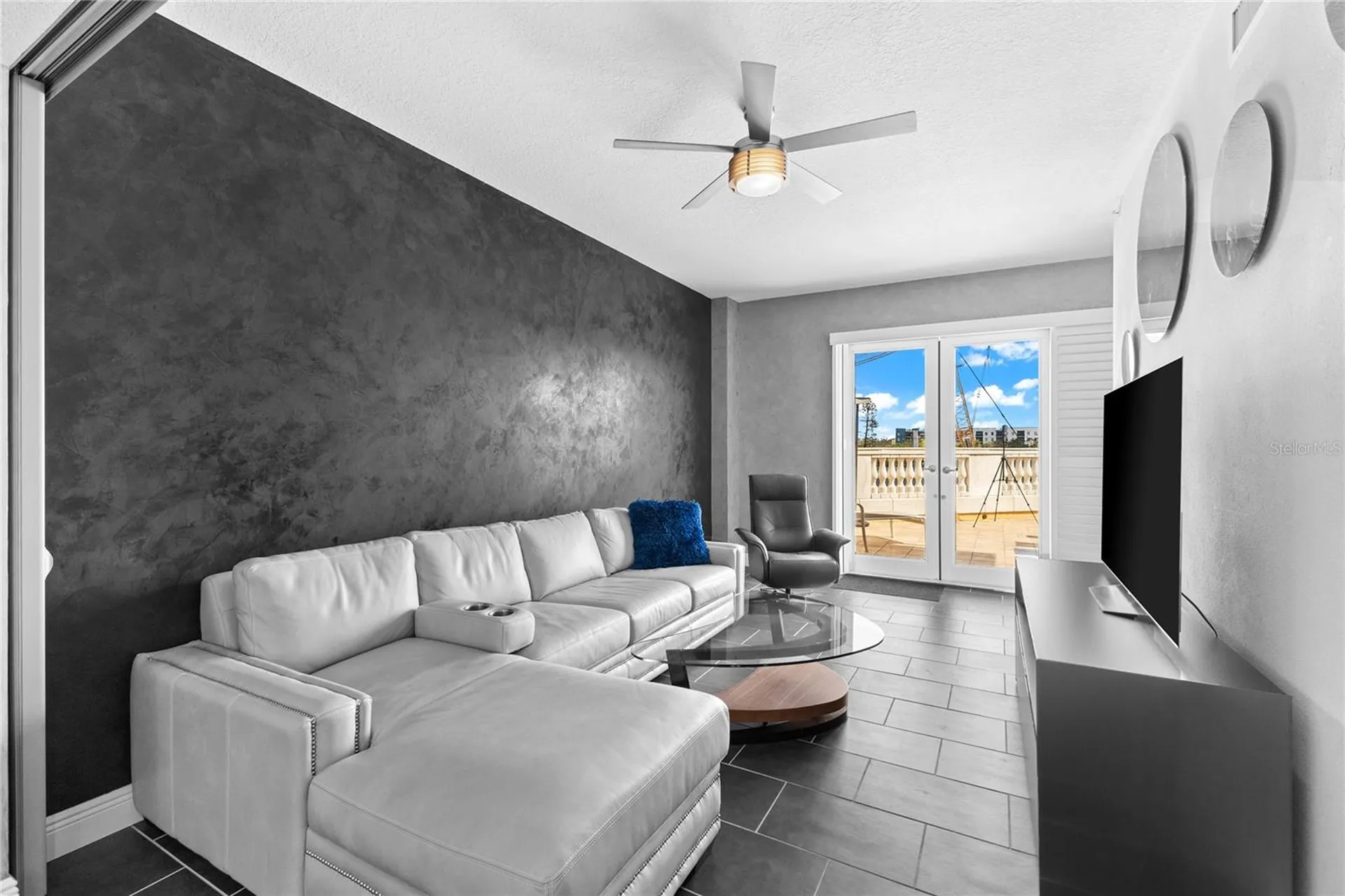 800 N Tamiami Trail Sarasota FL 34236