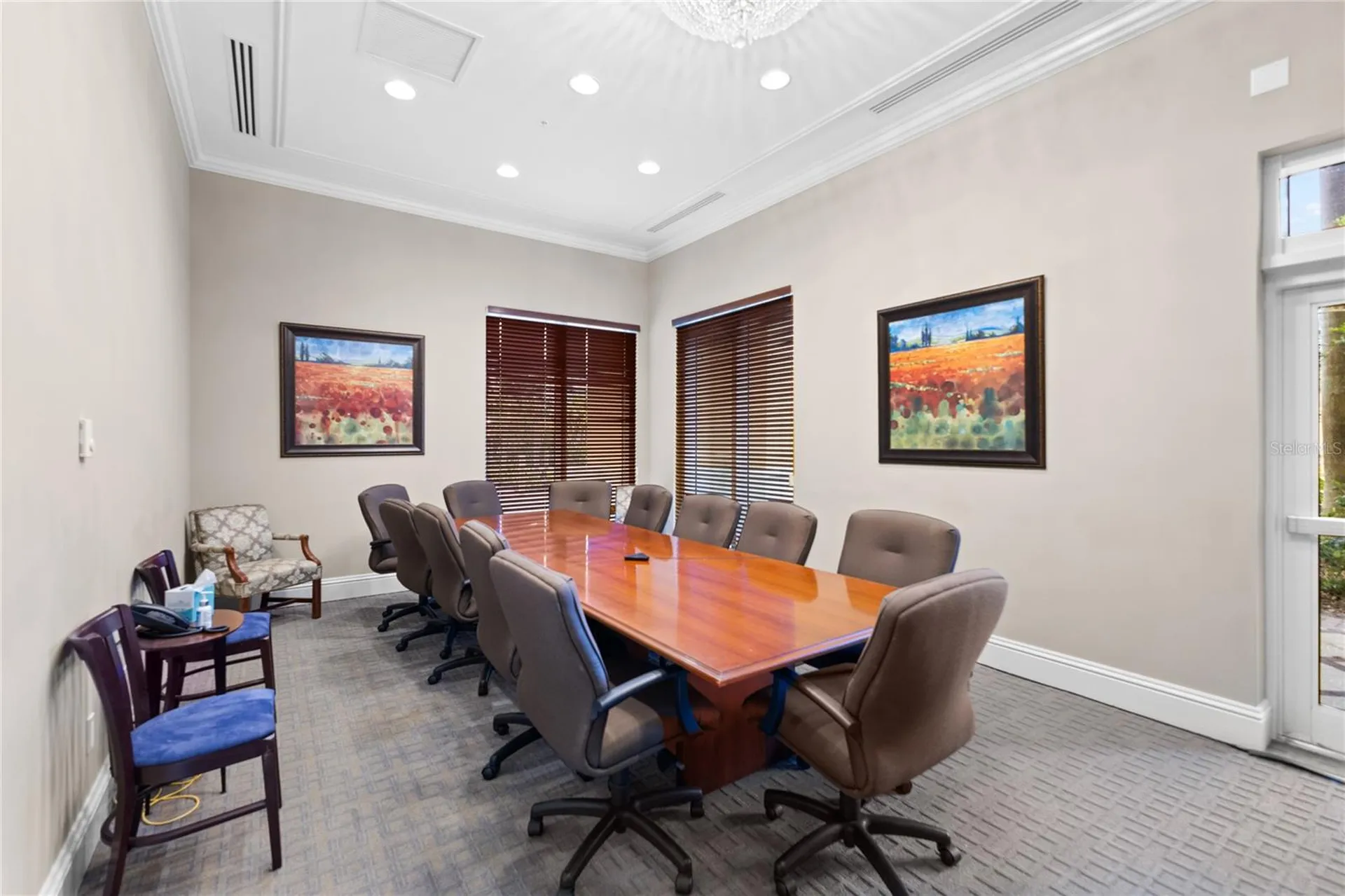 800 N Tamiami Trail Sarasota FL 34236