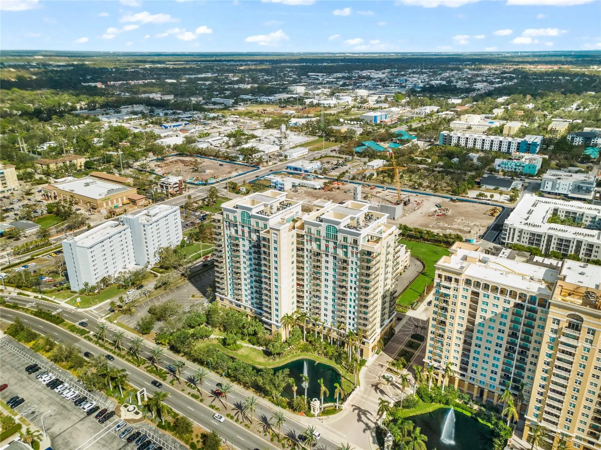 800 N Tamiami Trail Sarasota FL 34236