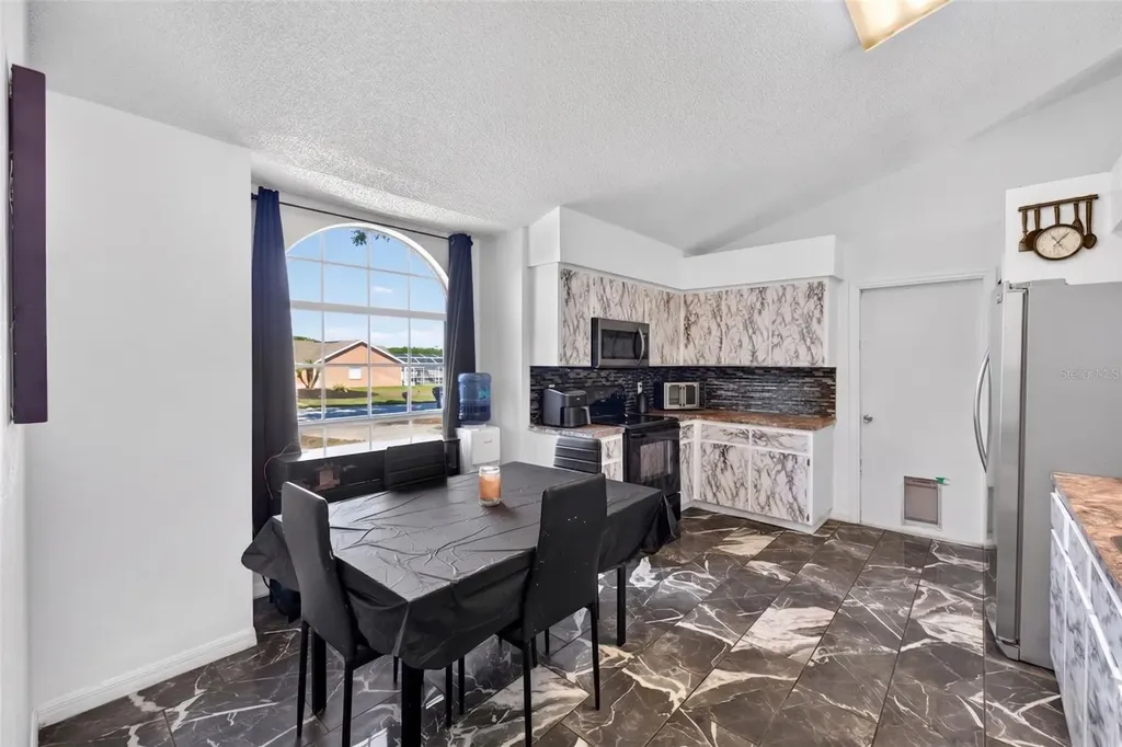 204 Montana Avenue Davenport FL 33897