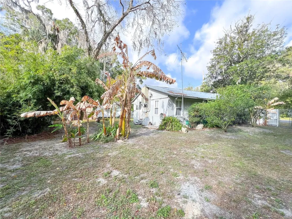 25825 W Newberry Road Newberry FL 32669