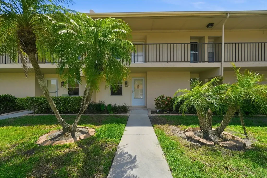 2609 Woodgate Lane Sarasota FL 34231