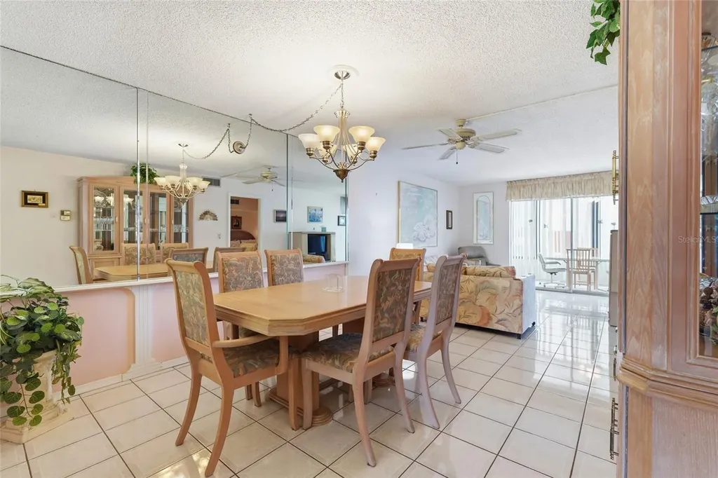 2609 Woodgate Lane Sarasota FL 34231