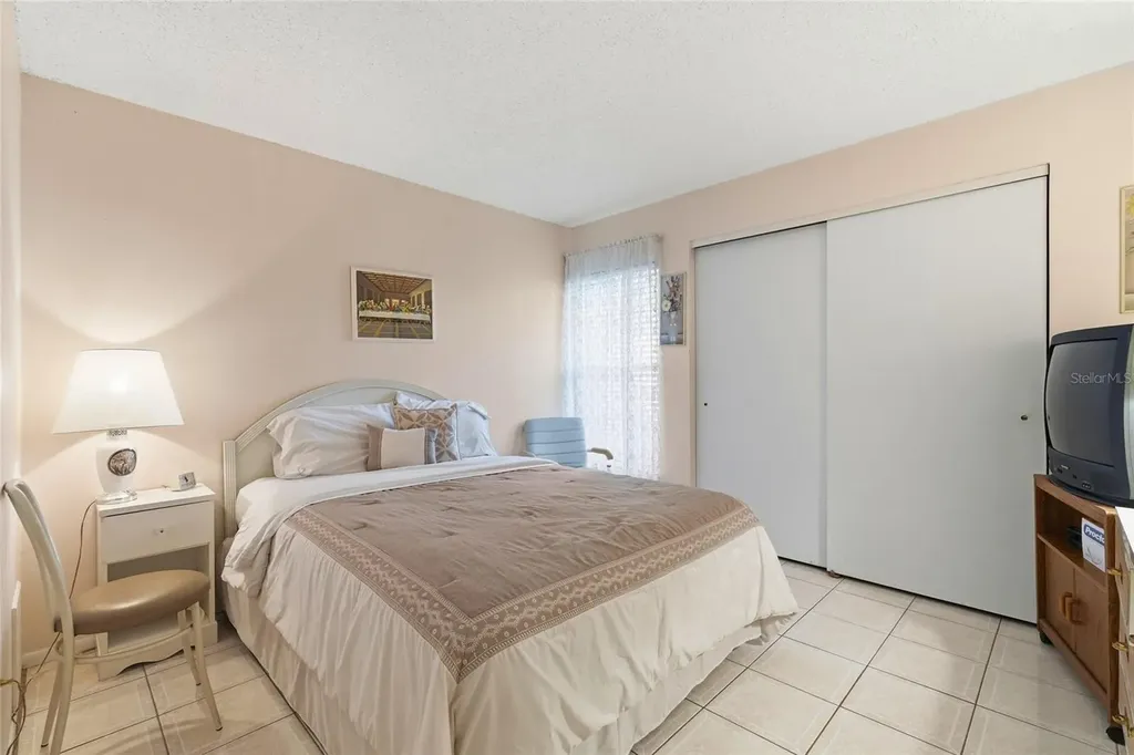 2609 Woodgate Lane Sarasota FL 34231