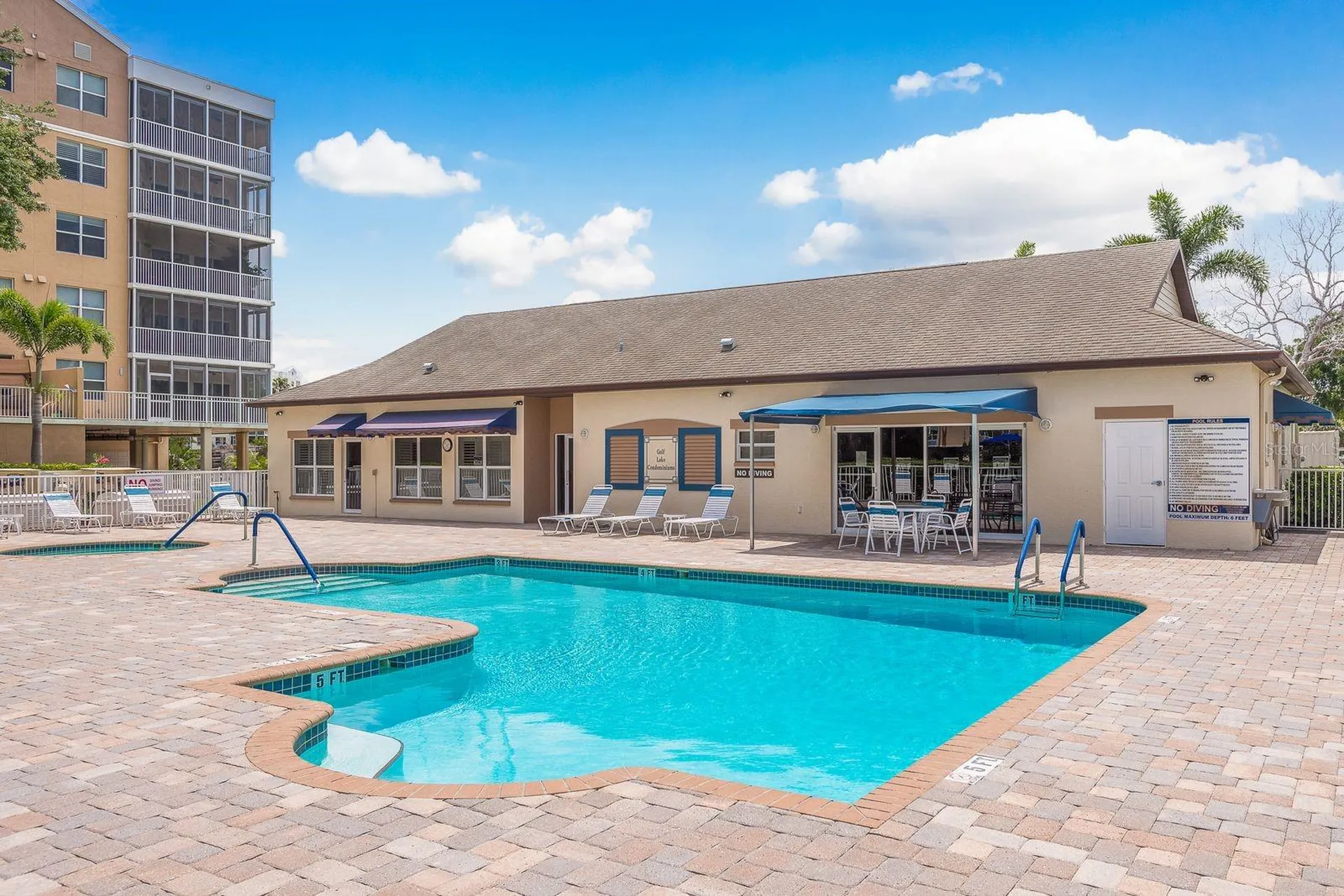 960 Starkey Road Largo FL 33771