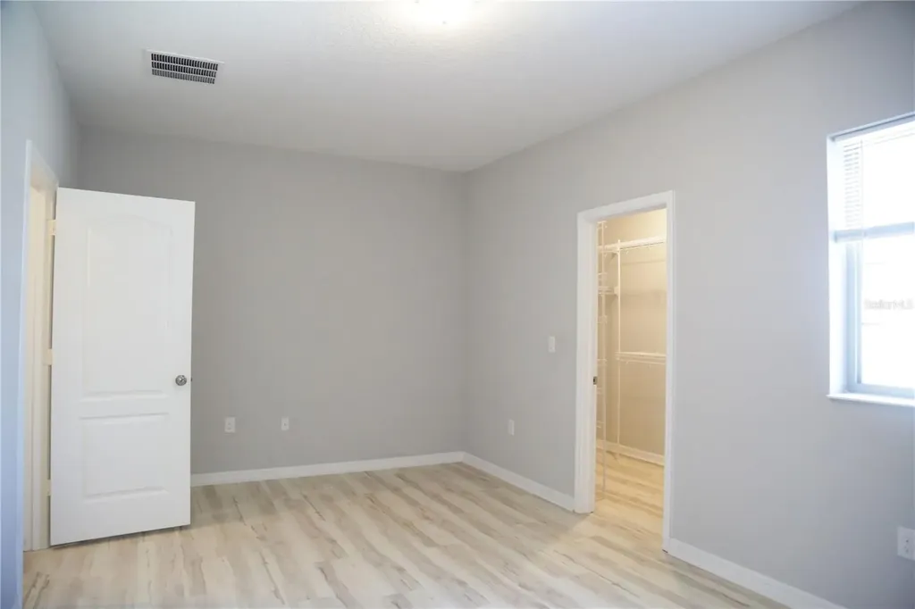 229 Rustic Loop Sanford FL 32771