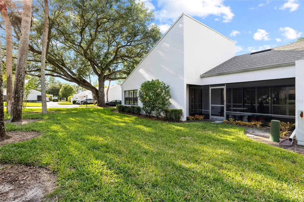 4168 Northmeadow Circle Tampa FL 33618