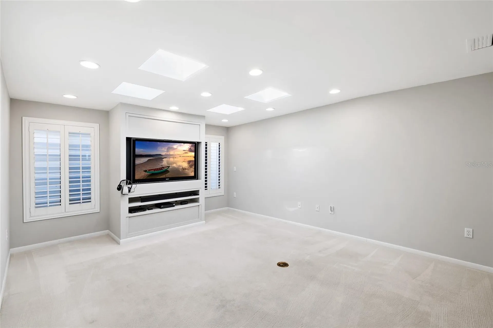 4168 Northmeadow Circle Tampa FL 33618