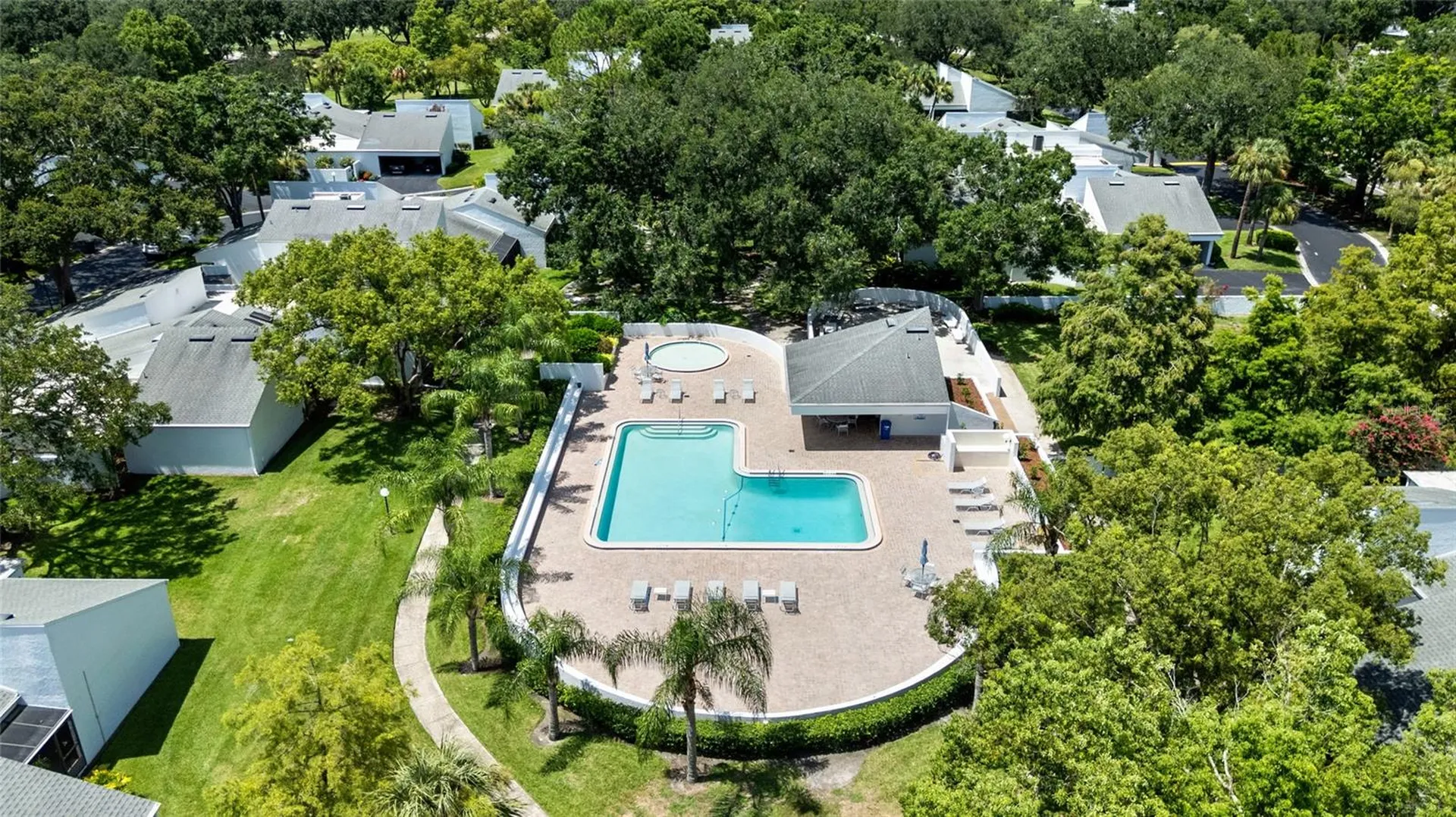 4168 Northmeadow Circle Tampa FL 33618