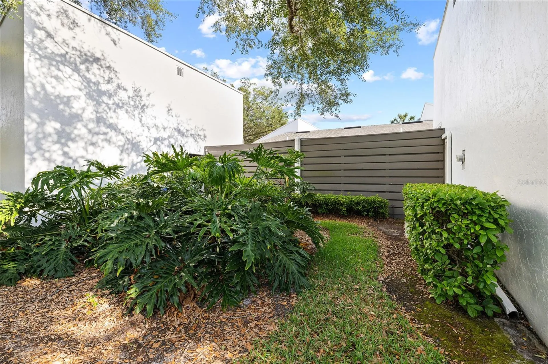 4168 Northmeadow Circle Tampa FL 33618