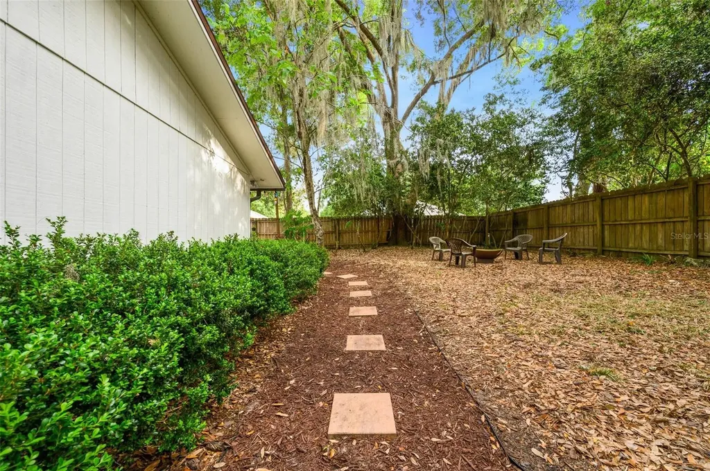 3527 NW 46th Place Gainesville FL 32605