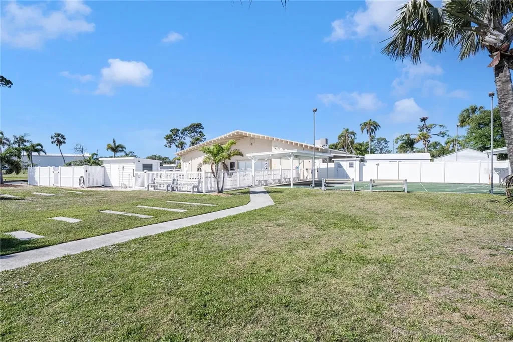 2165 Gondola Drive Sarasota FL 34238