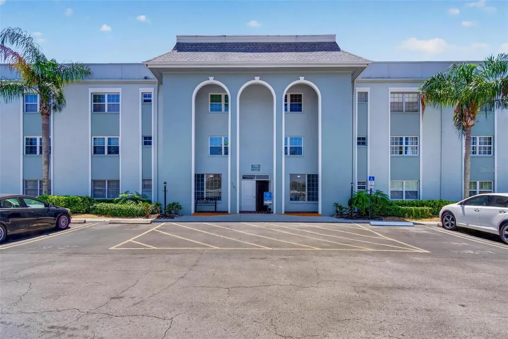 701 Poinsettia Road Belleair FL 33756