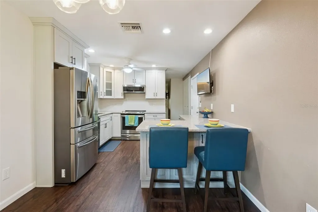 5307 Hansel Avenue Orlando FL 32809