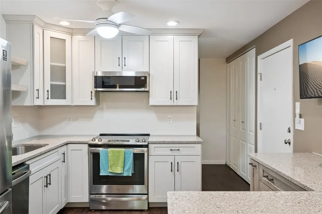 5307 Hansel Avenue Orlando FL 32809