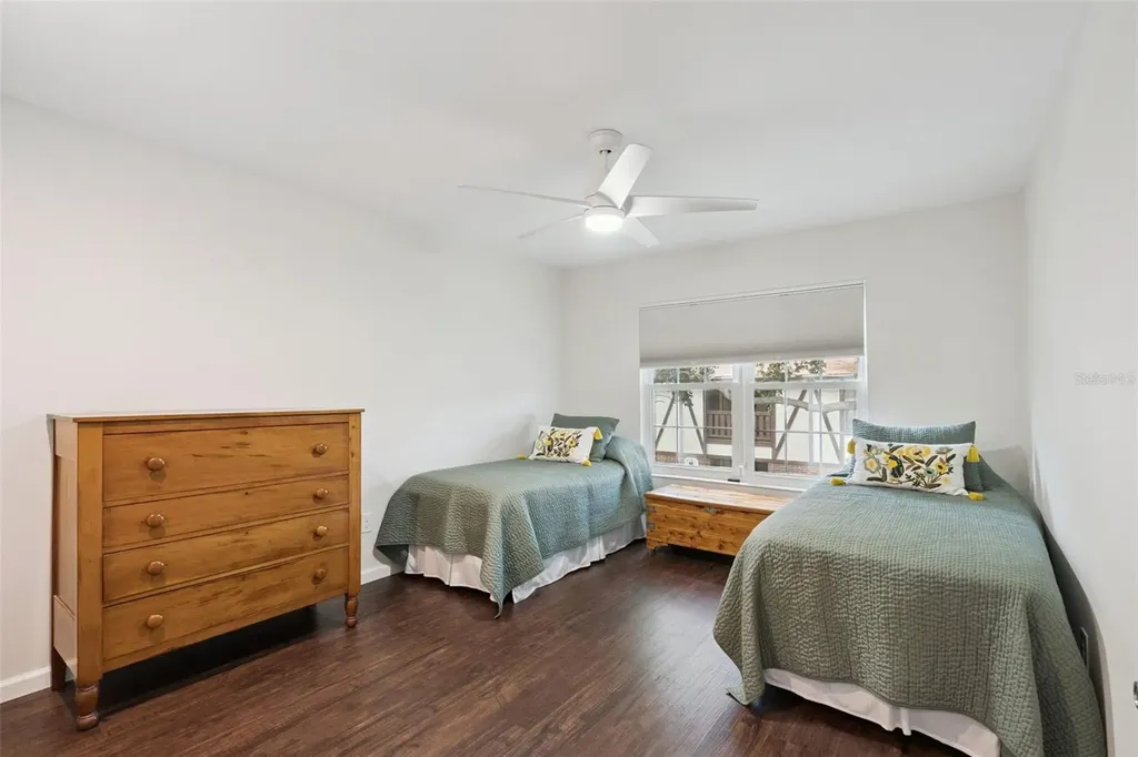 5307 Hansel Avenue Orlando FL 32809