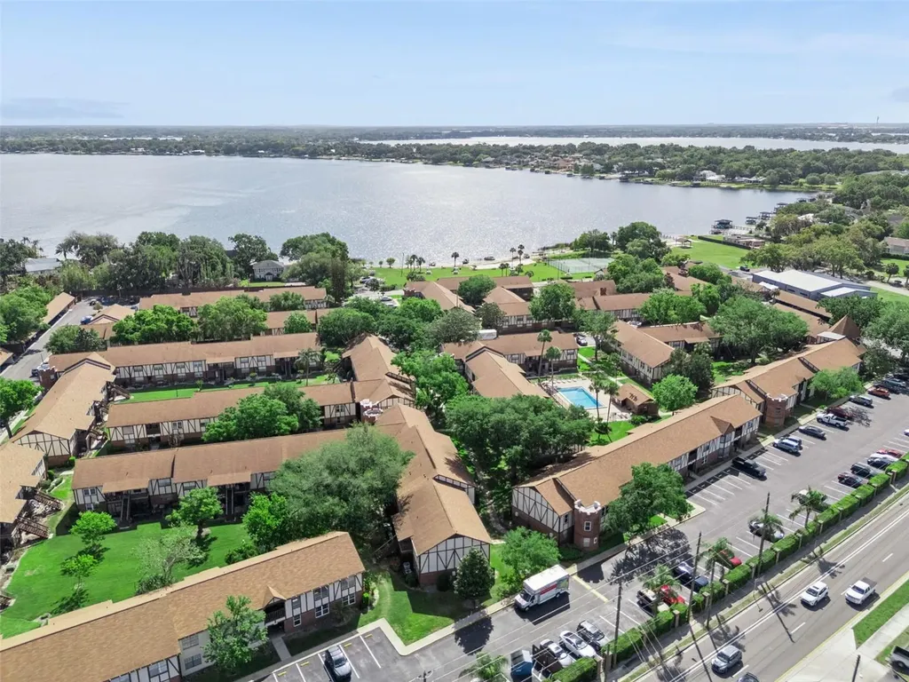 5307 Hansel Avenue Orlando FL 32809