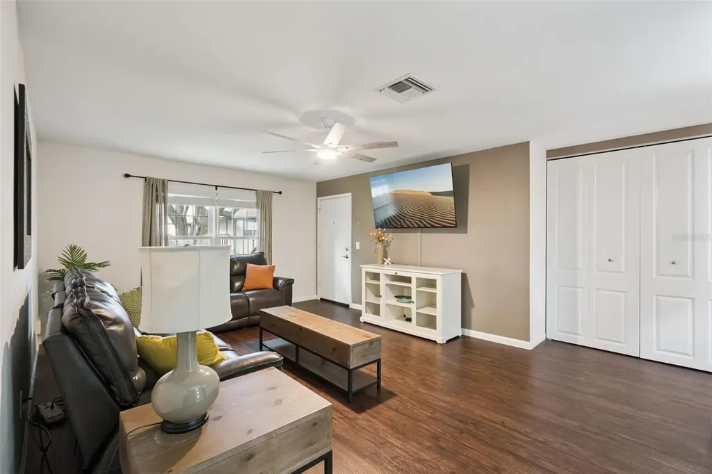 5307 Hansel Avenue Orlando FL 32809