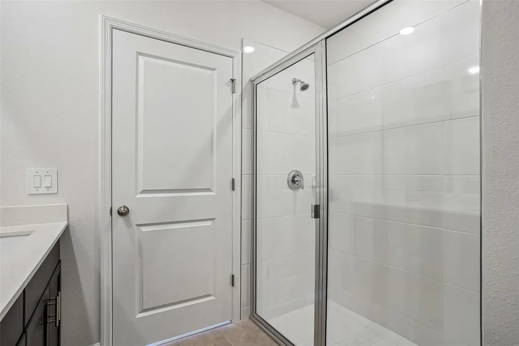 883 Sunshower Drive Lady Lake FL 32159