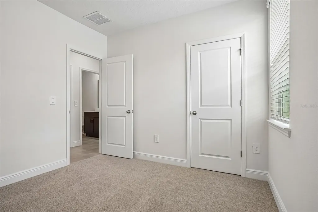 883 Sunshower Drive Lady Lake FL 32159