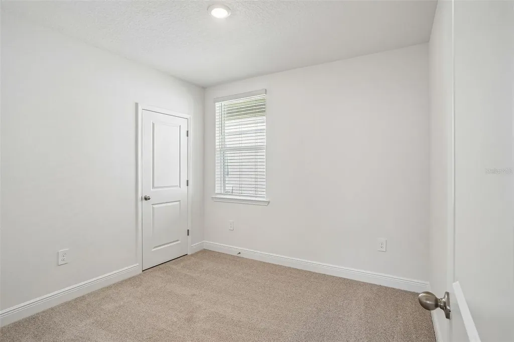883 Sunshower Drive Lady Lake FL 32159