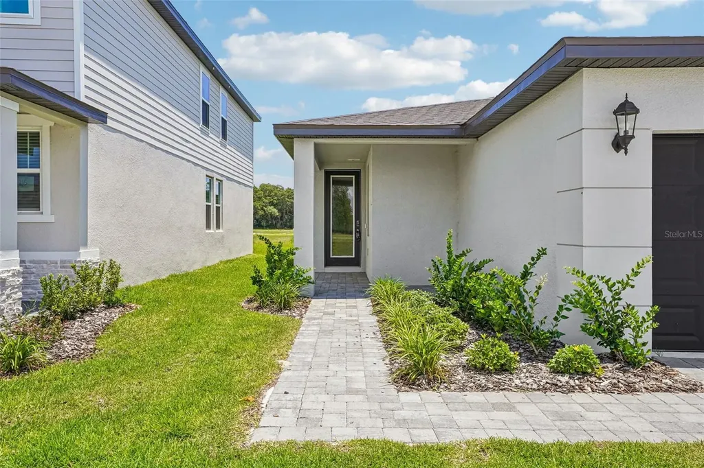 883 Sunshower Drive Lady Lake FL 32159