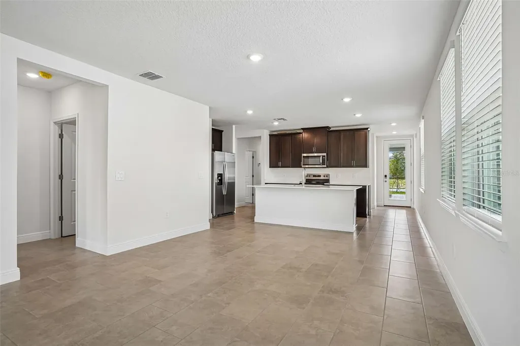 883 Sunshower Drive Lady Lake FL 32159