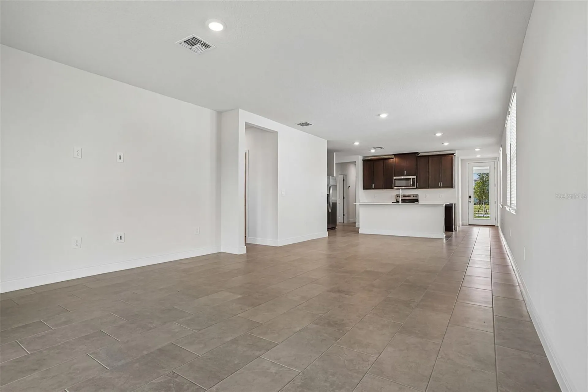 883 Sunshower Drive Lady Lake FL 32159